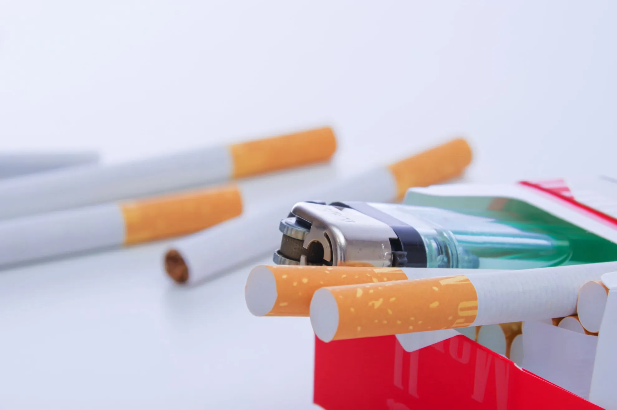 タバコの煙による健康リスクを知ろう！受動喫煙でも体に害はある？